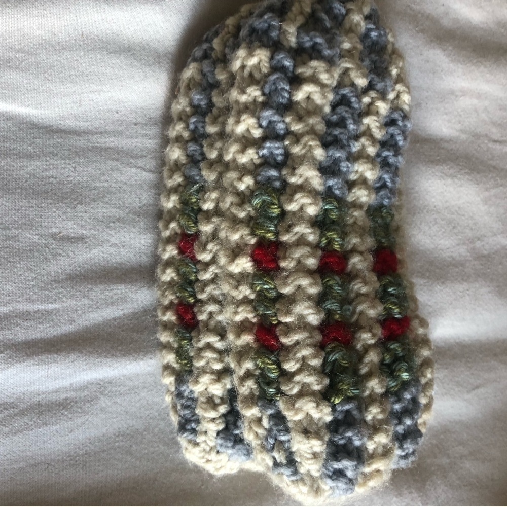 Handmade Knit Crochet Wool Slippers Brand New - Picture 3 of 4